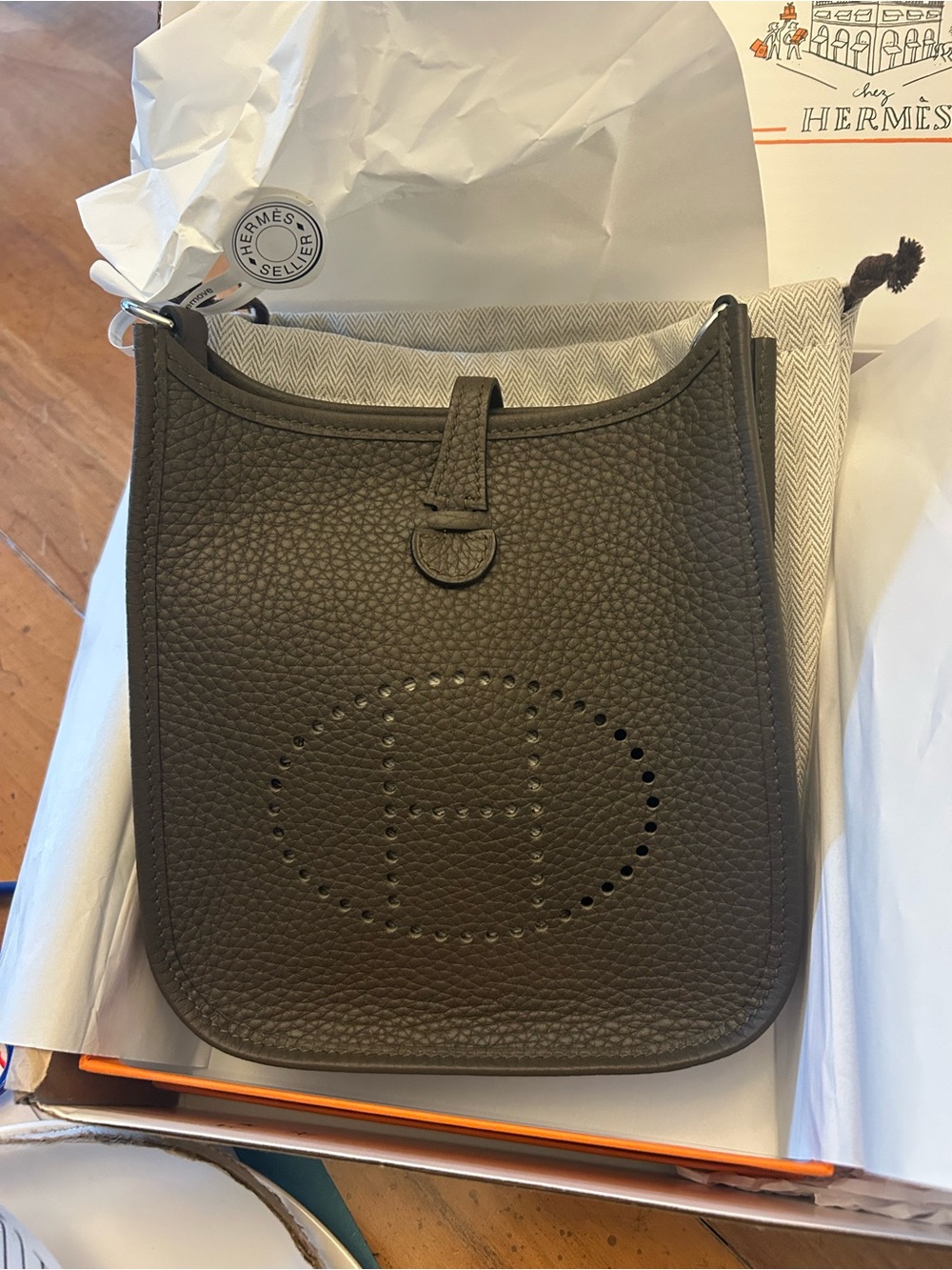 Hermes Clemence Evelyne TPM Crossbody Bag - vert loden
